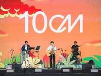 10CM。「Weverse Park Night」DAY1より。 ©2025 Weverse Con Festival