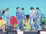 NOWADAYS。「Weverse Park Day」DAY1より。 ©2025 Weverse Con Festival