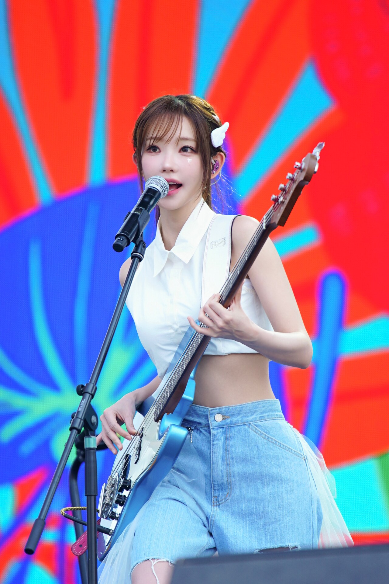 マゼンタ（QWER） ©2025 Weverse Con Festival - 韓国の野外
