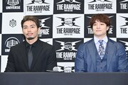 左から武知海青、上野勇希選手。