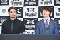 左から武知海青、上野勇希選手。