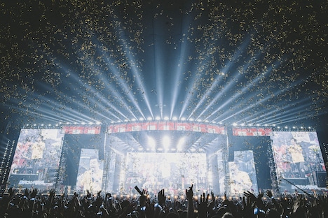 サザンオールスターズ「LIVE TOUR 2025『THANK YOU SO MUCH!!』」東京ドーム公演の様子。（撮影：西槇太一）