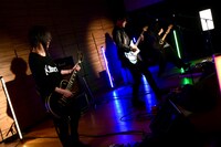 「STUDIO HISASHI with Anime」より、左からHISASHI、菅原卓郎、滝善充。