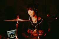 Cocoro（Dr / NEK!）（撮影：清水舞）