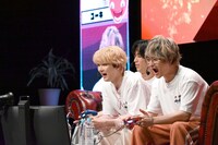 「Party Panic」で盛り上がるリョウガ（超特急）、ユーキ（超特急）、橘柊生（DISH//）。