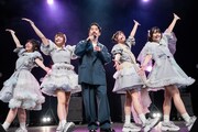 清 竜人25ツアー東京公演でデュエット、ハプニングで痴話ゲンカに