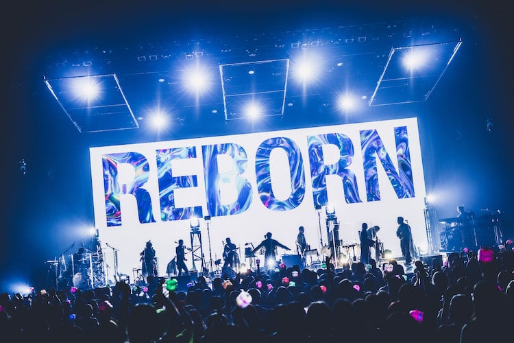 .ENDRECHERI.「REBORN」東京・東京国際フォーラム ホールA公演の様子。(撮影:冨田味我)