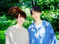 左から池田匡志、堀夏喜（FANTASTICS）。