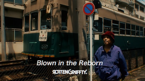 ROTTENGRAFFTY「Blown in the Reborn」ミュージックビデオより。
