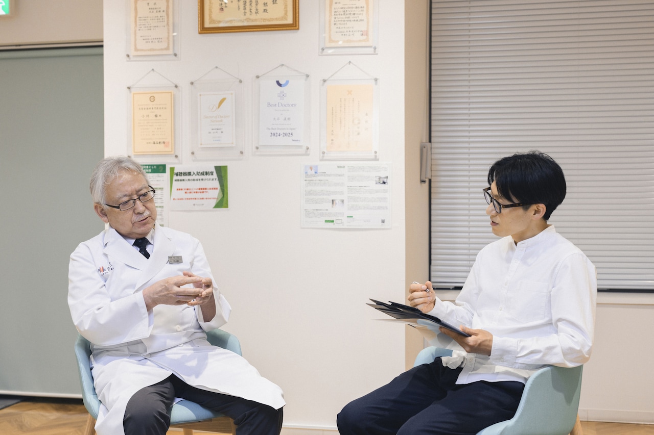 小川郁先生と小森雅仁さん。