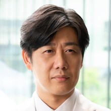 「DOCTOR PRICE」に出演する©ytv ©逆津ツカサ・有柚まさき / 双葉社