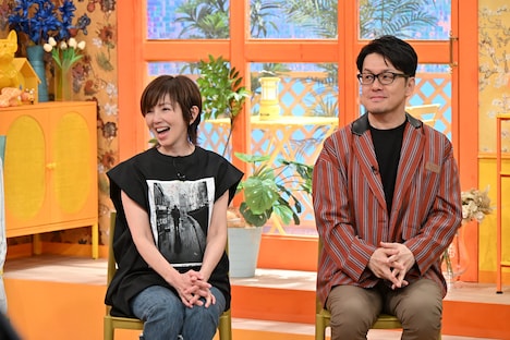 左から渡辺満里奈、土田晃之。©フジテレビ