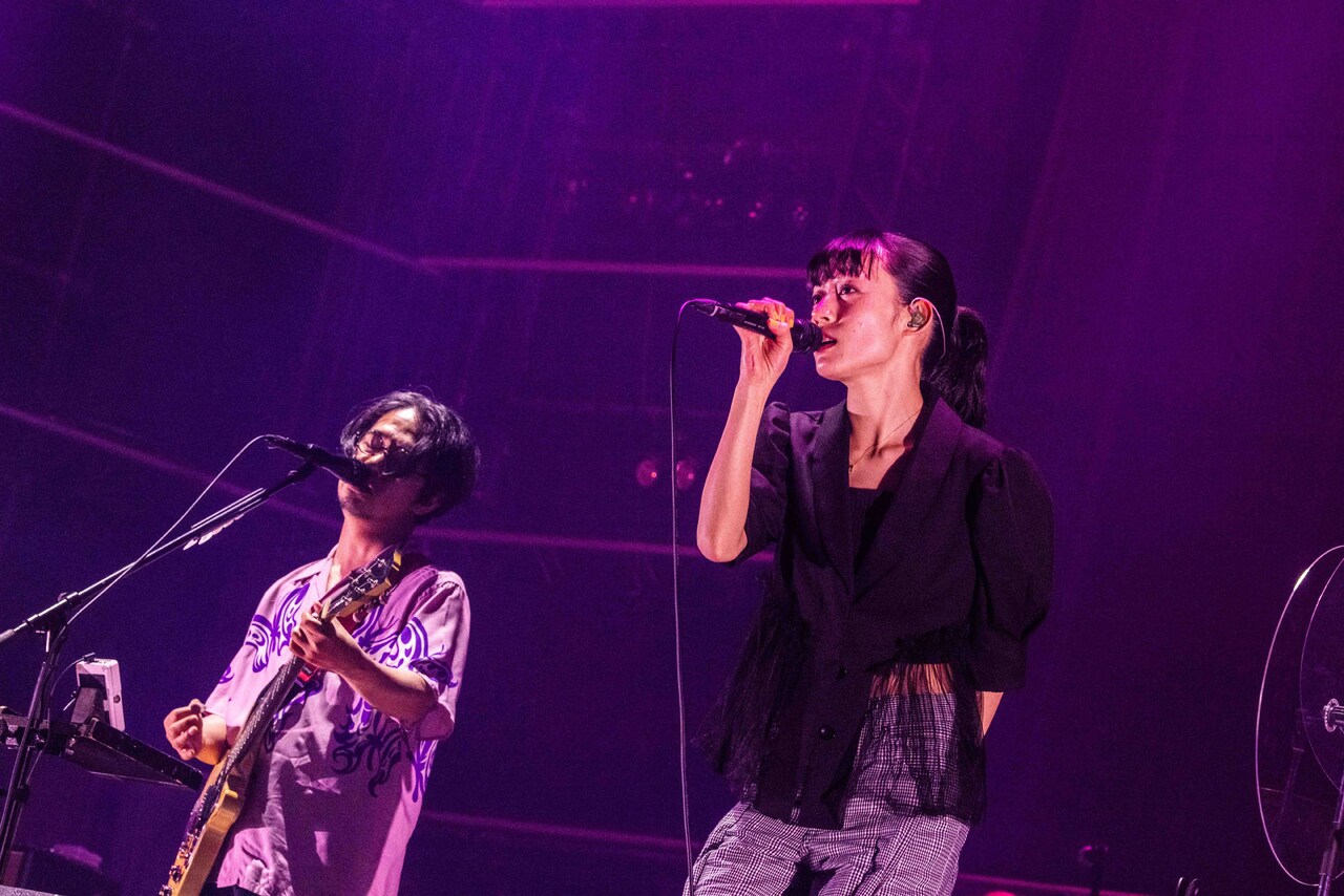 ASIAN KUNG-FU GENERATIONとコラボする塩塚モエカ（羊文学