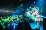 手羽先センセーション新体制お披露目公演の様子。