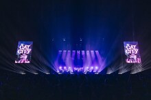 「THE YELLOW MONKEY TOUR 2024/25 ～Sparkleの惑星X～」Kアリーナ横浜公演の様子。（撮影：横山マサト）