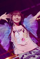 佐々木彩夏（撮影：上飯坂一）