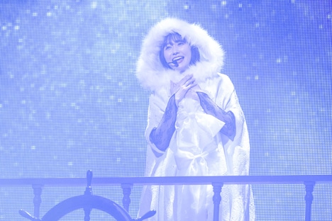 佐々木彩夏「AYAKA NATION 2025 VIP ROOM A+ ～the Voyage～」の様子。（撮影：高田真希子）