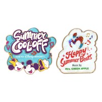 Mrs. GREEN APPLEとコラボレーションした「サマー・クールオフ at Tokyo Disney Resort」のピンバッジセット。©Disney
