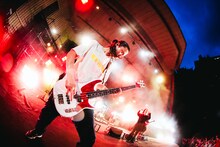 岡峰光舟（B）（Photo by Rui Hashimoto[Sound Shooter]）