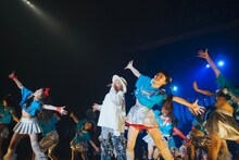 HIPPY「THE ヒーローアイランド計画 in ARENA」の様子。