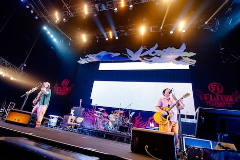 サンボマスターのステージの様子。