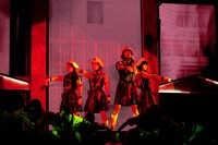 WOWOW「新しい学校のリーダーズ 初アリーナワンマン2023『HAMIDASHITEIKU』」キーカット（Photo by usamiryo）