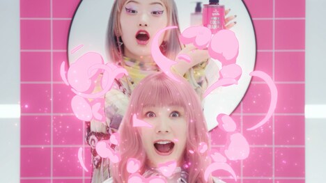 Web CM「もっと自由に、なりたい私へ篇」より。