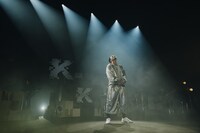 KREVA（撮影：横山マサト）