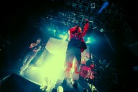 カメレオン・ライム・ウーピーパイ「ONE-MAN LIVE 2025 "WHOOPIE in the JUNGLE"」東京公演の様子。（Photo by Ray Otabe）