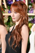 SAKURA（LE SSERAFIM）