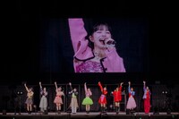 「アンジュルム 10th Anniversary tour 2025春『桜梅桃李』上國料萌衣 FINAL ～お先はまっキラ！～」の様子。