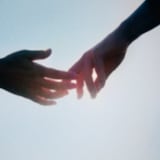 tonun「触れていたい」配信ジャケット