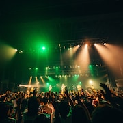 BREIMENがバンドの現在地を示した2DAYS、.ENDRECHERI.やTAIHEIらと朝までセッション