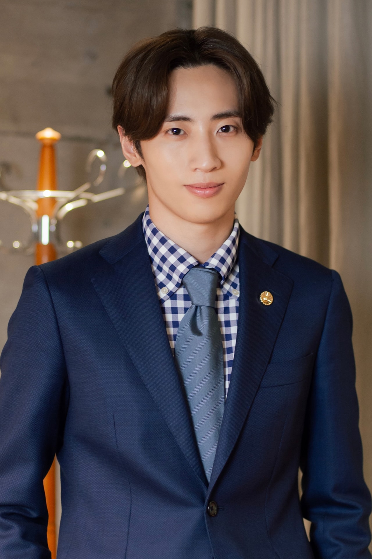 INI許豊凡が本格的に俳優デビュー、弁護士役で「僕達はまだその星の校則を知らない」出演