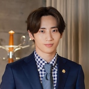 INI許豊凡が本格的に俳優デビュー、弁護士役で「僕達はまだその星の校則を知らない」出演