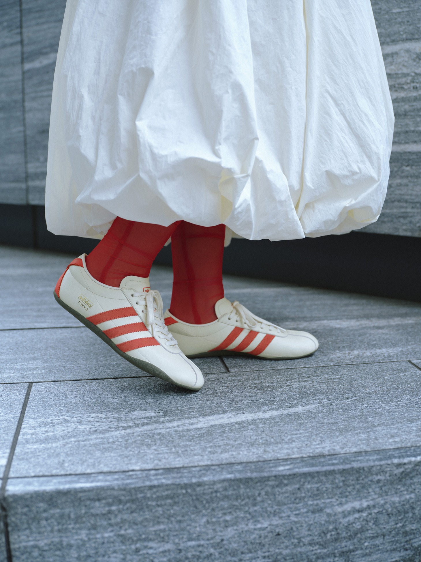 adidas Originals「TOKYO」ABCマート限定モデルを履く山崎天（櫻坂46）。