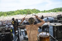 ENTHによるライブの様子。（撮影：ヤオタケシ）