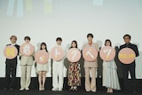 左からNAOYA(MAZZEL)、大久保波留(DXTEEN)、矢吹奈子、大橋和也(なにわ男子)、畑芽育、山中柔太朗(M!LK)、星野夢奈、松田礼人監督。