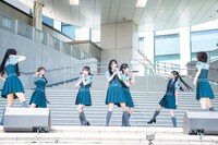 「つまり」をパフォーマンスするRain Tree。