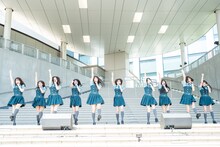 「3秒ルール」をパフォーマンスするRain Tree。