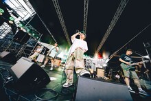 SHADOWS（撮影：藤井拓）