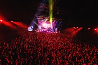 「HYDE [INSIDE] LIVE 2025 WORLD TOUR」Zepp Haneda （TOKYO）公演の様子。（撮影：石川浩章）