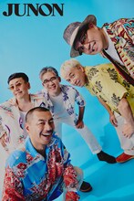 「JUNON」でラフな夏スタイルを披露するRIP SLYME。（撮影：五十嵐勇生［TRON］）