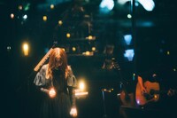 「ABE MAO Billboard Live Tour 2025」の様子。（Photo by Kana Tarumi）