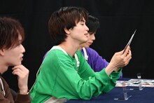 タクヤ（中央）