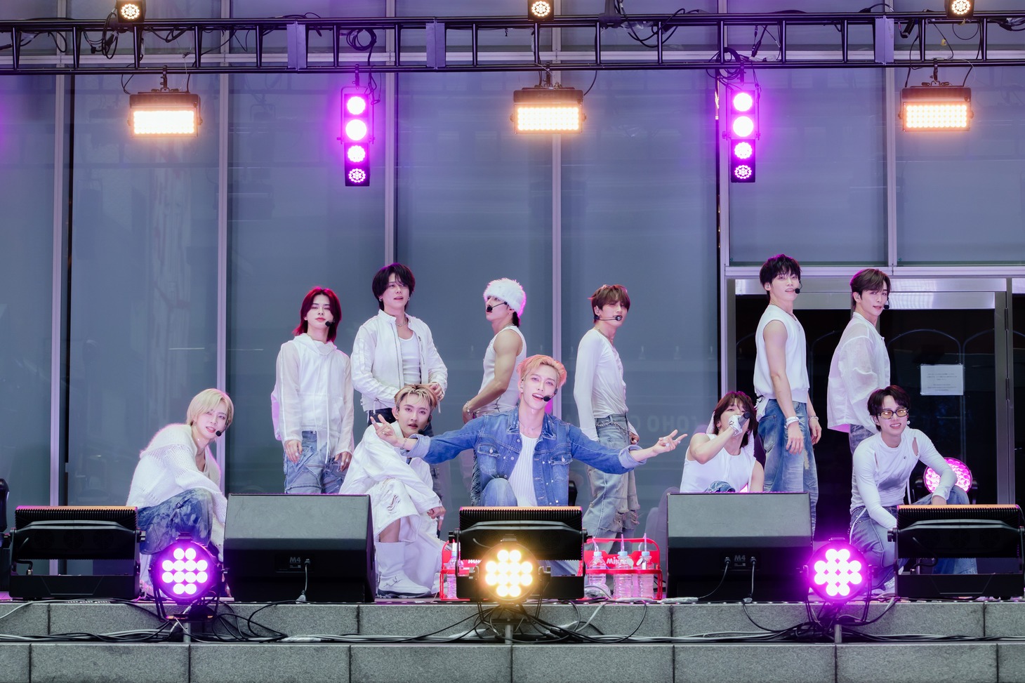 INI ©LAPONE ENTERTAINMENT