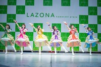 超ときめき♡宣伝部「『超最強』TikTok総再生回数1億回突破記念＆リリースイベント」の様子。