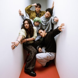 Kroi書き下ろし「九龍ジェネリックロマンス」主題歌をリリース、コラボPV公開