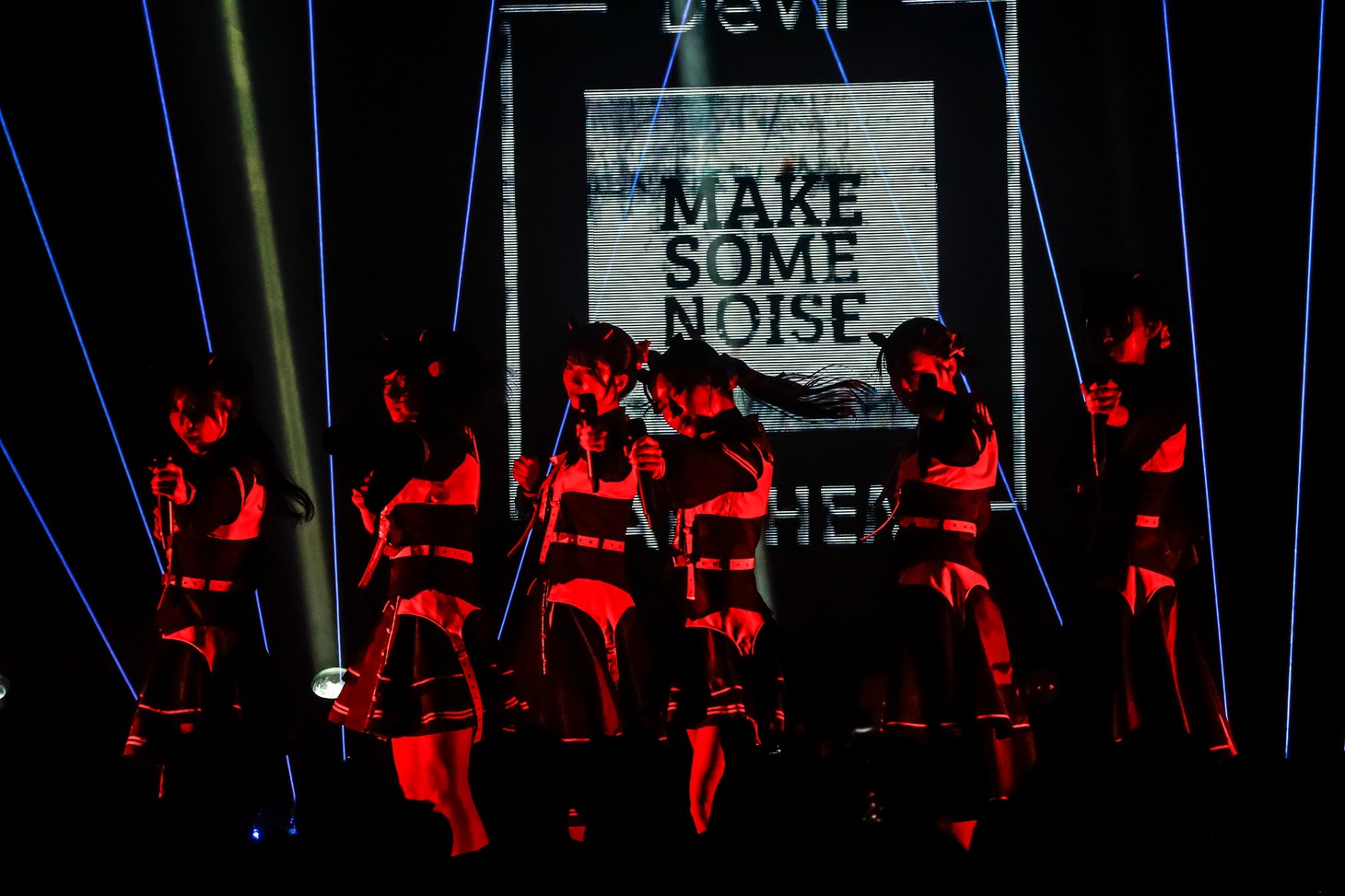 「Devil ANTHEM. ONE MAN LIVE 2025～early summer～『R-Completion』」の様子。（撮影：笹森健一）