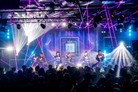 「Devil ANTHEM. ONE MAN LIVE 2025～early summer～『R-Completion』」の様子。（撮影：笹森健一）